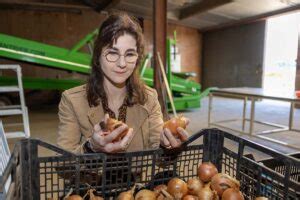 Boerin Eveline: ‘Ik wist van niks, hij legde me uit wat ...